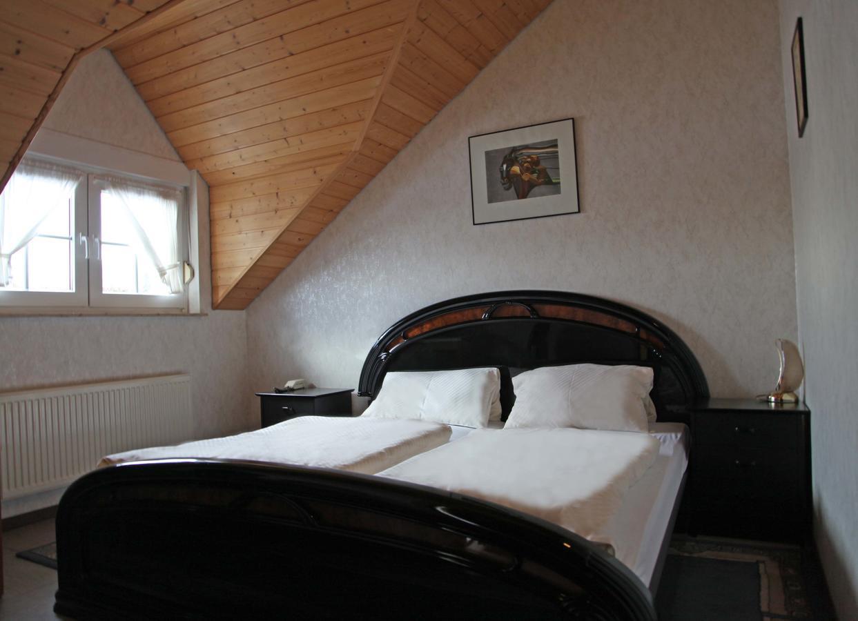 Koeln Hotel 3*